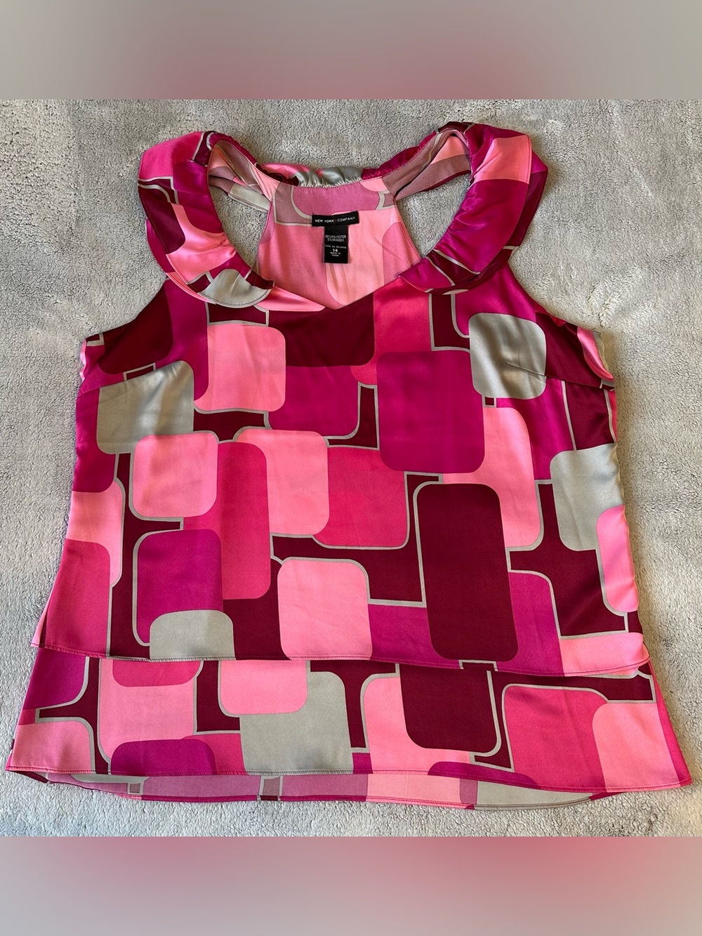 New York & Company Pink and Magenta Geometric Sleeveless Tank